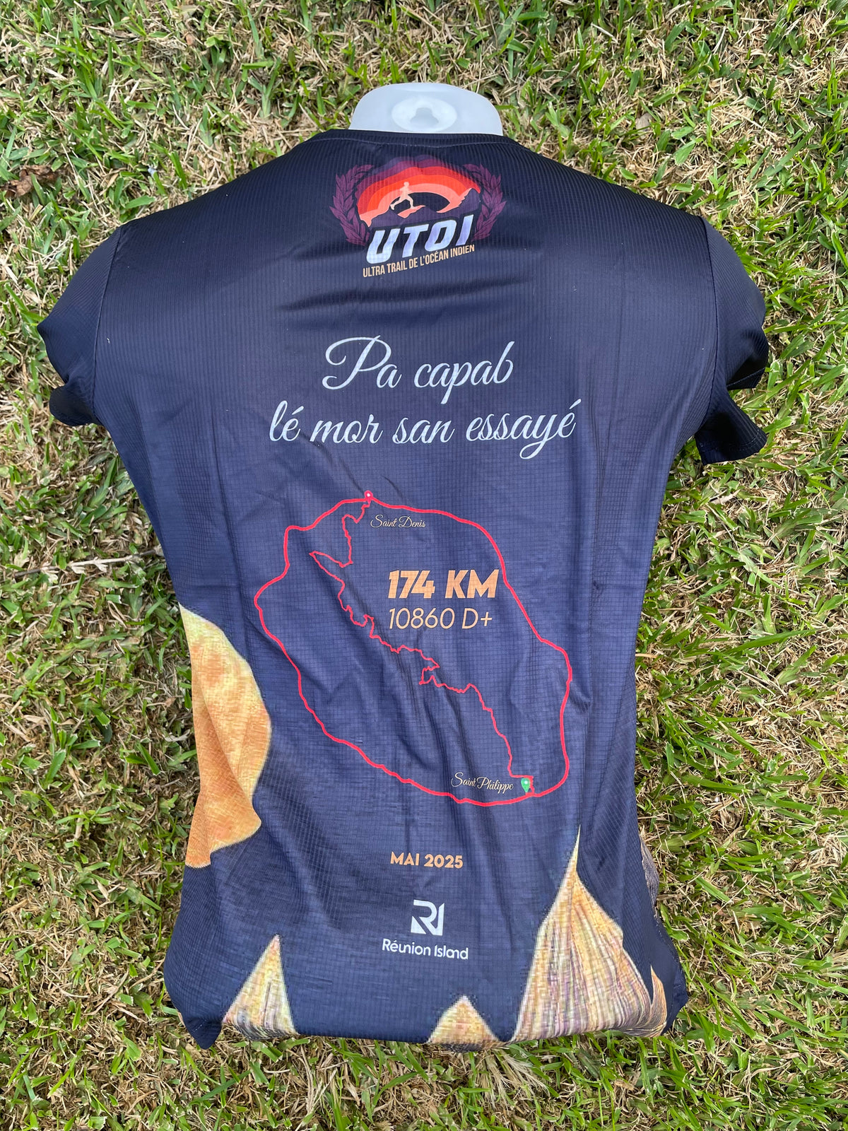 T-shirt collector - UTG - 1ere édition 2025